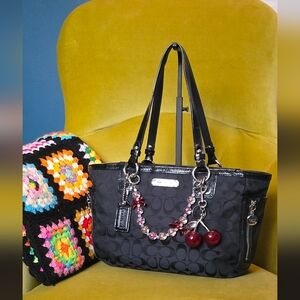 Coach Signature Jacquard Gallery Tote (23766E)